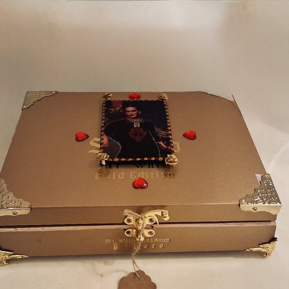 Suenos de Saundra Upcycled, Extremely Rare GOLD EDITION SINISTRO Cigar Box, - Picture 9 of 10